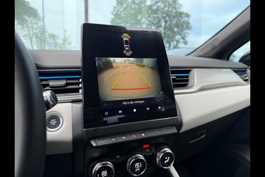 Renault Captur 1.6 E-Tech Plug-in Hybrid 160 Serie Limitée - Automaat - Navi groot - Camera - Climate