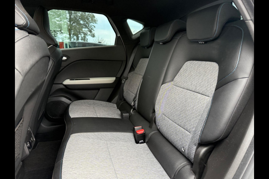 Renault Captur 1.6 E-Tech Plug-in Hybrid 160 Serie Limitée - Automaat - Navi groot - Camera - Climate