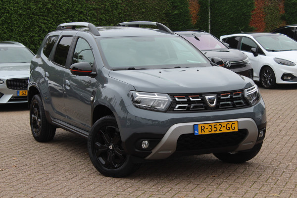 Dacia Duster 1.0 TCe 100 Bi-Fuel Journey / Full option! / Trekhaak / Camera / Half leder / 17'' / Keyless / Navigatie / DAB / Stoelverwarming / Cruise Control