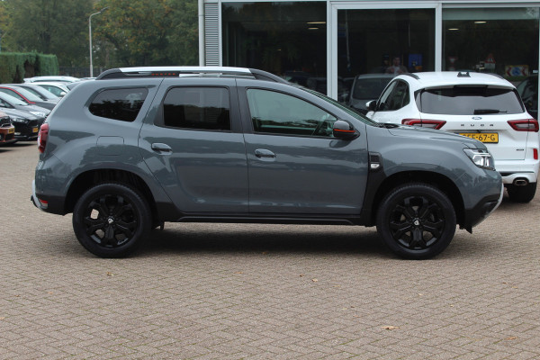 Dacia Duster 1.0 TCe 100 Bi-Fuel Journey / Full option! / Trekhaak / Camera / Half leder / 17'' / Keyless / Navigatie / DAB / Stoelverwarming / Cruise Control
