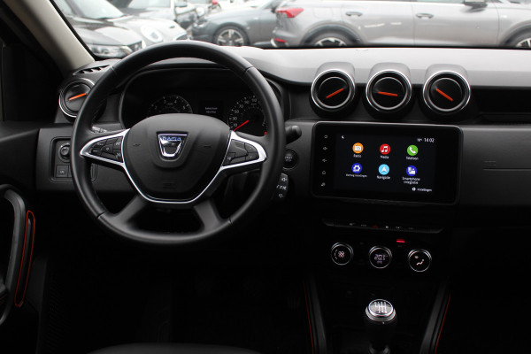 Dacia Duster 1.0 TCe 100 Bi-Fuel Journey / Full option! / Trekhaak / Camera / Half leder / 17'' / Keyless / Navigatie / DAB / Stoelverwarming / Cruise Control