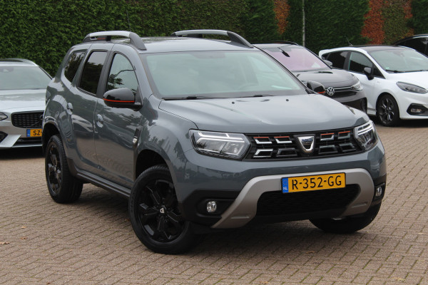 Dacia Duster 1.0 TCe 100 Bi-Fuel Journey / Full option! / Trekhaak / Camera / Half leder / 17'' / Keyless / Navigatie / DAB / Stoelverwarming / Cruise Control