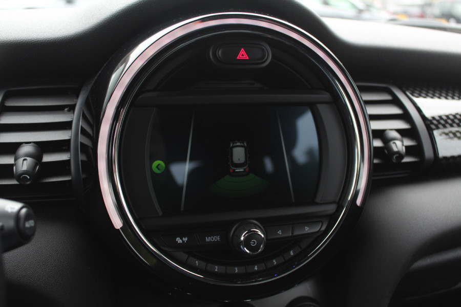 MINI Mini 2.0 Cooper S Pepper / Navigatie / Half leder / Parkeerhulp / Keyless / 17'' / Cruise Control
