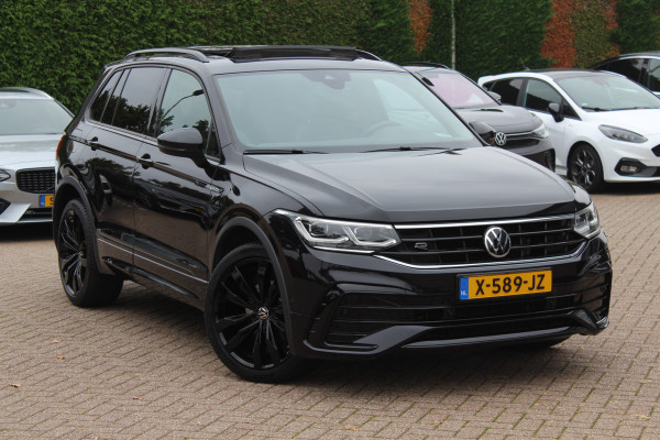 Volkswagen Tiguan 1.5 TSI R-Line Business+ / Trekhaak / Panoramadak / 360Camera / Head-up / Leder / 20'' / Memory seats / Dodehoek / Navigatie / Stoelverwarming 4x / Stuurverwarming / DAB / ACC Volkswagen Tiguan 1.5 TSI R-Line Business+ / Trekhaak / Panoramadak / 360Camera / Head-up / Leder / 20'' / Memory seats / Dodehoek / Navigatie / Stoelverwarming 4x / Stuurverwarming / DAB / ACC