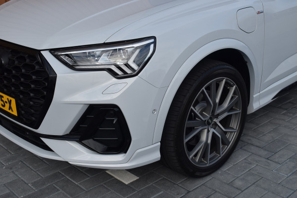 Audi Q3 Sportback 45 TFSI e S-line | Suzuka Grijs | Pano | Trekhaak | Keyless Audi Q3 Sportback 45 TFSI e S-line | Suzuka Grijs | Pano | Trekhaak | Keyless
