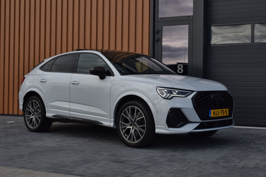 Audi Q3 Sportback 45 TFSI e S-line | Suzuka Grijs | Pano | Trekhaak | Keyless Audi Q3 Sportback 45 TFSI e S-line | Suzuka Grijs | Pano | Trekhaak | Keyless