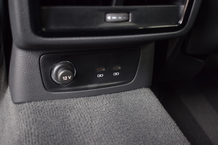 Audi Q3 Sportback 45 TFSI e S-line | Suzuka Grijs | Pano | Trekhaak | Keyless Audi Q3 Sportback 45 TFSI e S-line | Suzuka Grijs | Pano | Trekhaak | Keyless