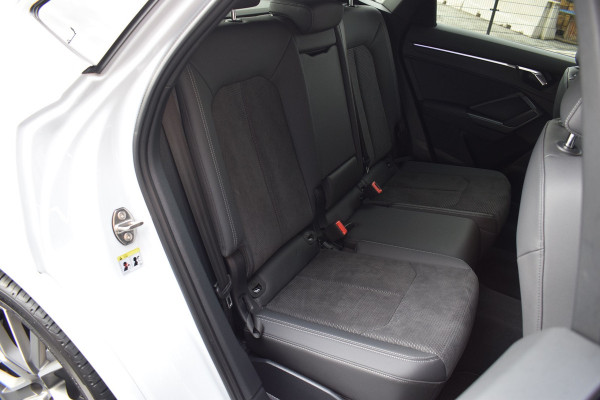 Audi Q3 Sportback 45 TFSI e S-line | Suzuka Grijs | Pano | Trekhaak | Keyless Audi Q3 Sportback 45 TFSI e S-line | Suzuka Grijs | Pano | Trekhaak | Keyless