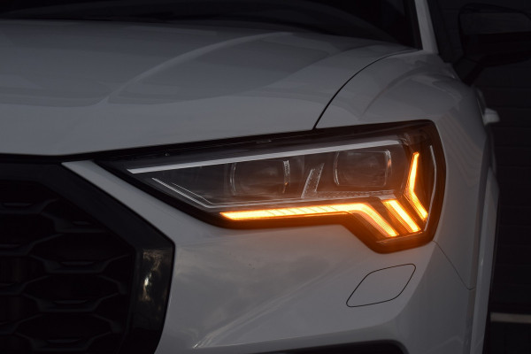 Audi Q3 Sportback 45 TFSI e S-line | Suzuka Grijs | Pano | Trekhaak | Keyless Audi Q3 Sportback 45 TFSI e S-line | Suzuka Grijs | Pano | Trekhaak | Keyless