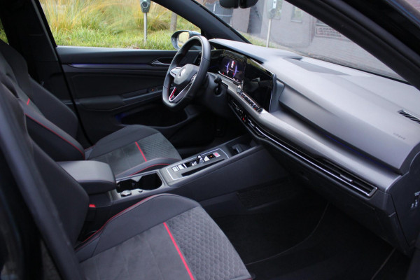 Volkswagen Golf 2.0 TSI GTI