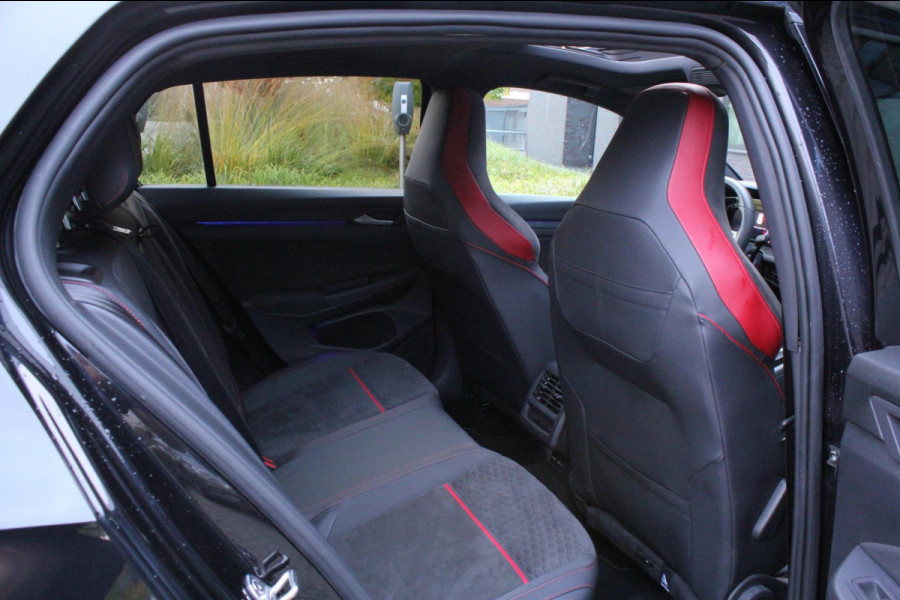 Volkswagen Golf 2.0 TSI GTI