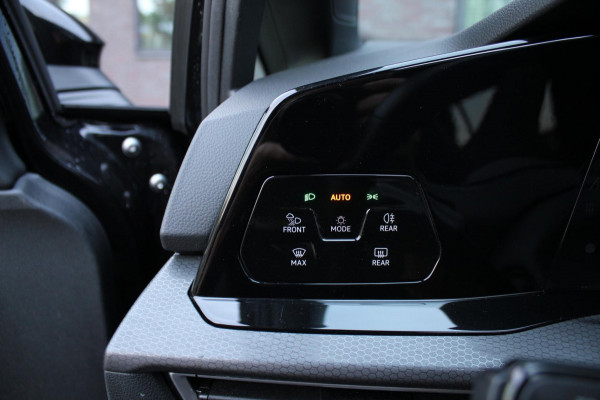 Volkswagen Golf 2.0 TSI GTI