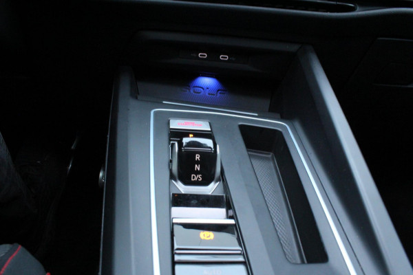 Volkswagen Golf 2.0 TSI GTI