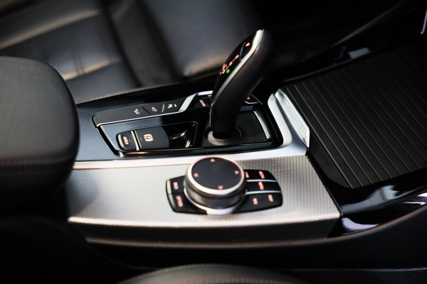 BMW X3 M40i xDrive High Executive Edition / Head Up / HK / Memory / Acc / Lane Assist / Pano / Leer / 360 Camera / 21 Inch