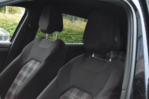Volkswagen Polo 2.0 TSI GTI Virtual Stoelvw ACC DCC LED