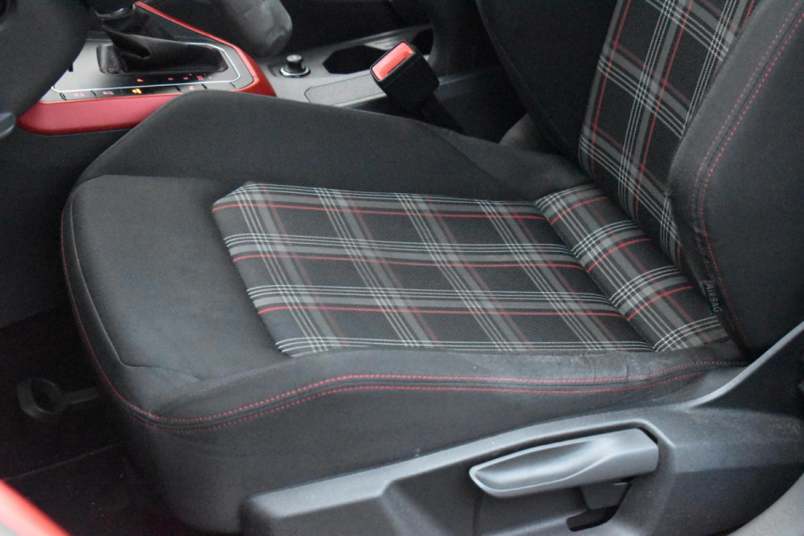 Volkswagen Polo 2.0 TSI GTI Virtual Stoelvw ACC DCC LED