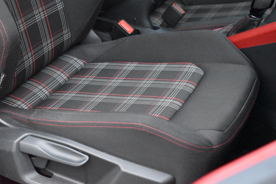 Volkswagen Polo 2.0 TSI GTI Virtual Stoelvw ACC DCC LED