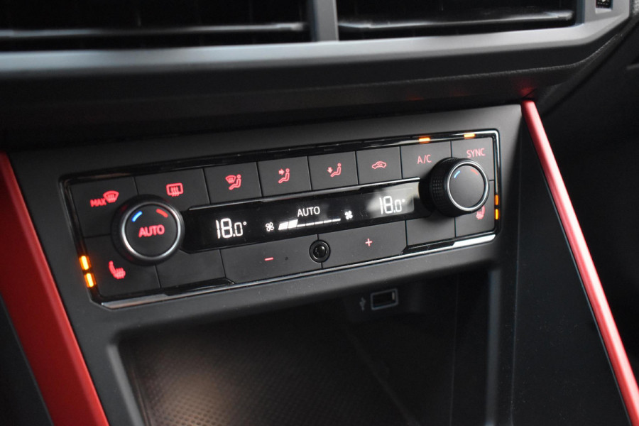 Volkswagen Polo 2.0 TSI GTI Virtual Stoelvw ACC DCC LED