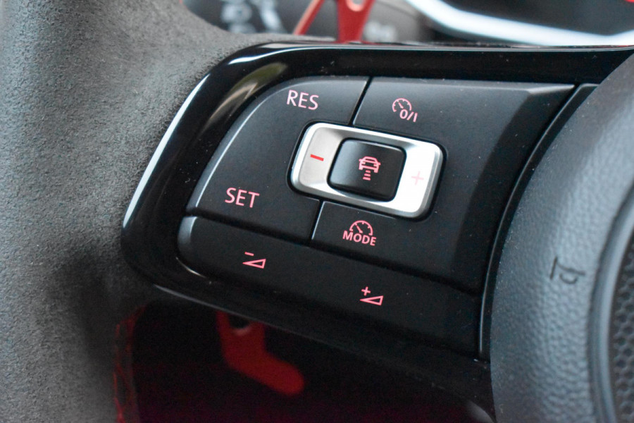 Volkswagen Polo 2.0 TSI GTI Virtual Stoelvw ACC DCC LED