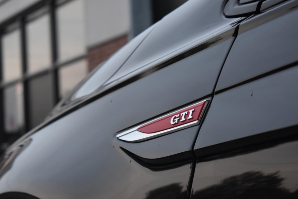 Volkswagen Polo 2.0 TSI GTI Virtual Stoelvw ACC DCC LED