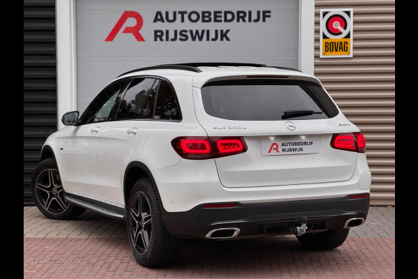 Mercedes-Benz GLC 300e 4MATIC AMG Pano/Camera/Dodehoek/Virtual Mercedes-Benz GLC 300e 4MATIC AMG Pano/Camera/Dodehoek/Virtual