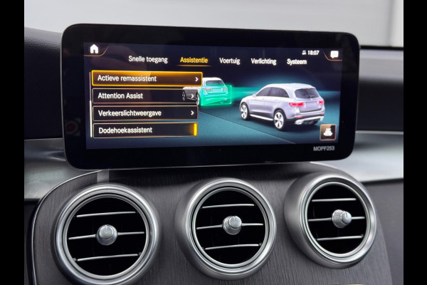 Mercedes-Benz GLC 300e 4MATIC AMG Pano/Camera/Dodehoek/Virtual Mercedes-Benz GLC 300e 4MATIC AMG Pano/Camera/Dodehoek/Virtual