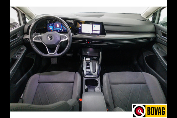 Volkswagen Golf 1.4 eHybrid 204 PK | Camera | Elec. Ergo best. stoel met geheugen en massage | Adap.Cruise, Travelassist, Navigatie, App. connect, IQ Led