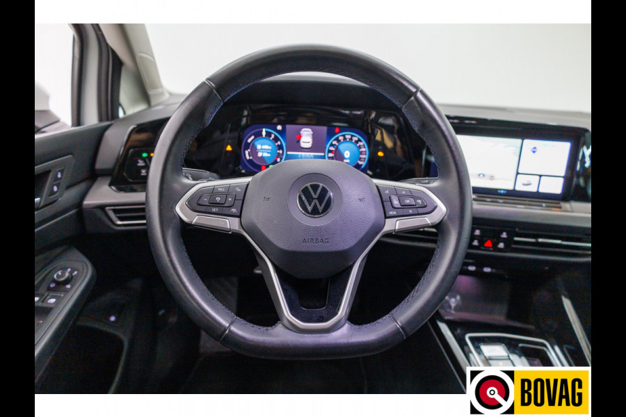 Volkswagen Golf 1.4 eHybrid 204 PK | Camera | Elec. Ergo best. stoel met geheugen en massage | Adap.Cruise, Travelassist, Navigatie, App. connect, IQ Led