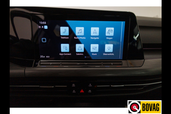 Volkswagen Golf 1.4 eHybrid 204 PK | Camera | Elec. Ergo best. stoel met geheugen en massage | Adap.Cruise, Travelassist, Navigatie, App. connect, IQ Led