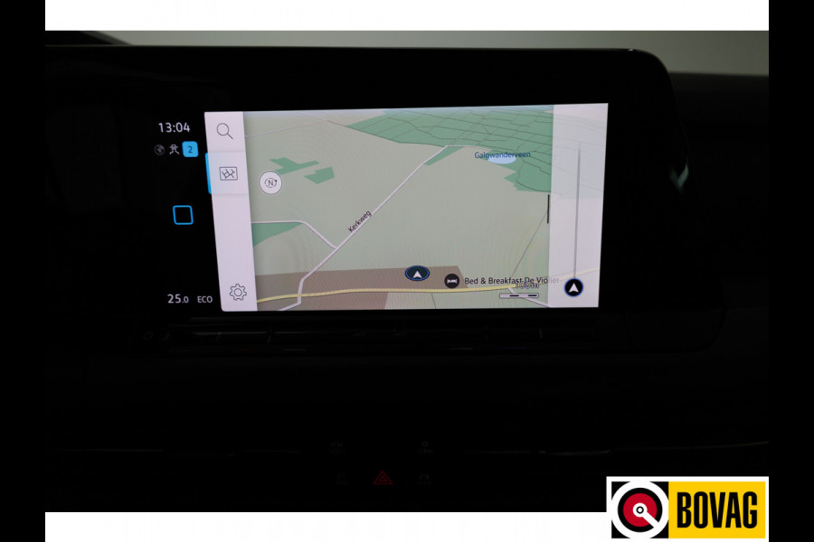 Volkswagen Golf 1.4 eHybrid 204 PK | Camera | Elec. Ergo best. stoel met geheugen en massage | Adap.Cruise, Travelassist, Navigatie, App. connect, IQ Led