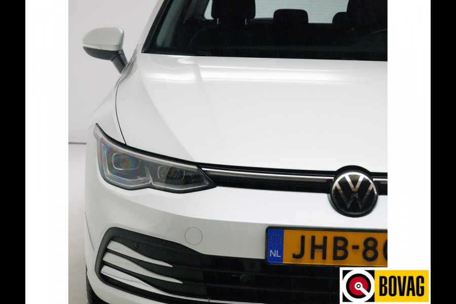 Volkswagen Golf 1.4 eHybrid 204 PK | Camera | Elec. Ergo best. stoel met geheugen en massage | Adap.Cruise, Travelassist, Navigatie, App. connect, IQ Led