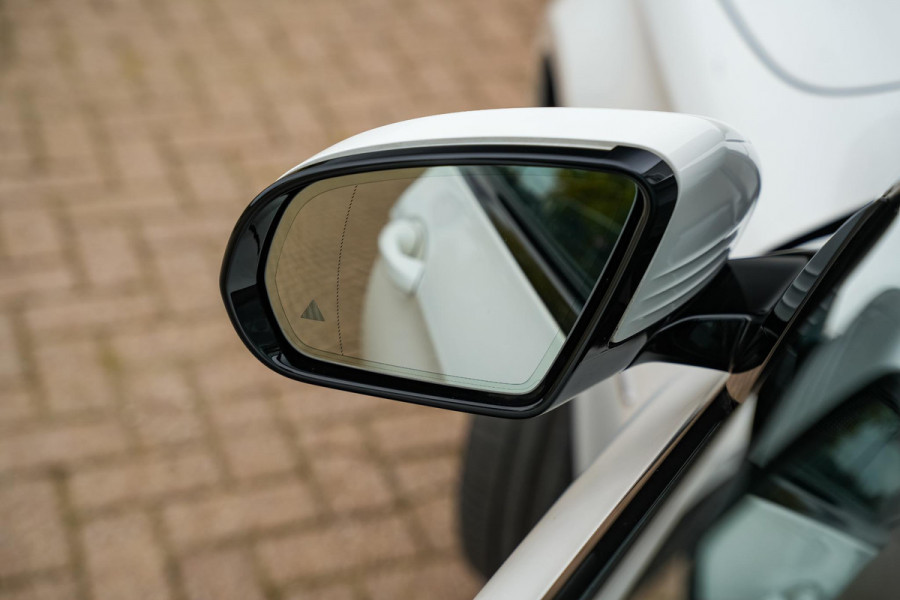 Mercedes-Benz E-Klasse 300 d Sport Edition AMG WideScreen Adapt. Cruise Memory Ambient Trekhaak Mercedes-Benz E-Klasse 300 d Sport Edition AMG WideScreen Adapt. Cruise Memory Ambient Trekhaak