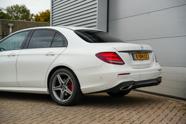 Mercedes-Benz E-Klasse 300 d Sport Edition AMG WideScreen Adapt. Cruise Memory Ambient Trekhaak Mercedes-Benz E-Klasse 300 d Sport Edition AMG WideScreen Adapt. Cruise Memory Ambient Trekhaak