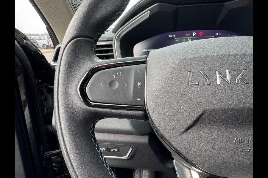 Lynk & Co 01 1.5 Bomvol Black Edition 261PK 360°Camera Lynk & Co 01 1.5 Bomvol Black Edition 261PK 360°Camera