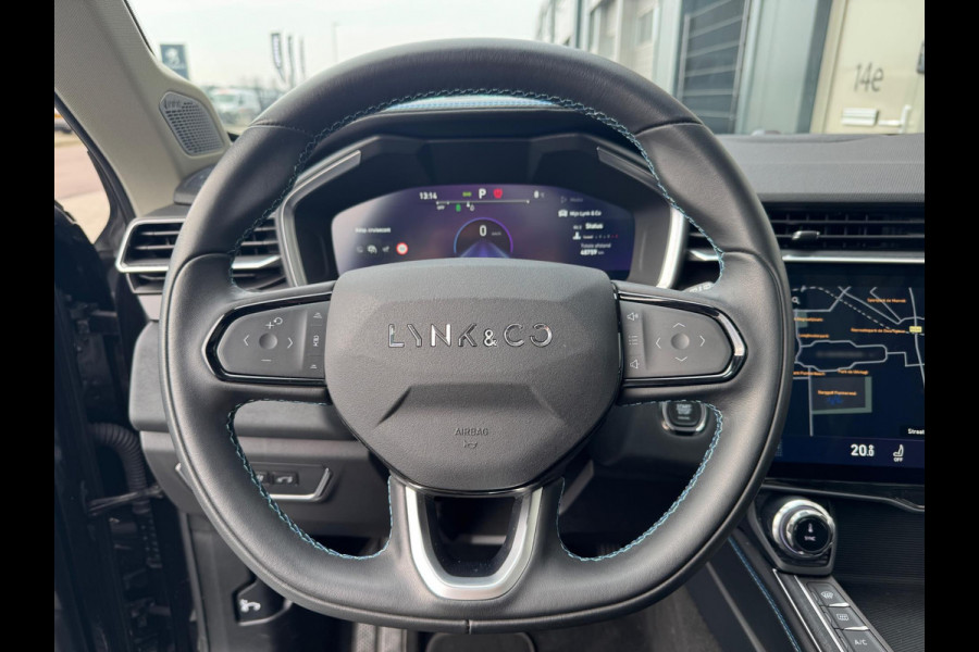 Lynk & Co 01 1.5 Bomvol Black Edition 261PK 360°Camera Lynk & Co 01 1.5 Bomvol Black Edition 261PK 360°Camera