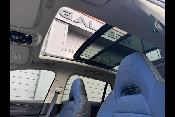 Lynk & Co 01 1.5 Bomvol Black Edition 261PK 360°Camera Lynk & Co 01 1.5 Bomvol Black Edition 261PK 360°Camera