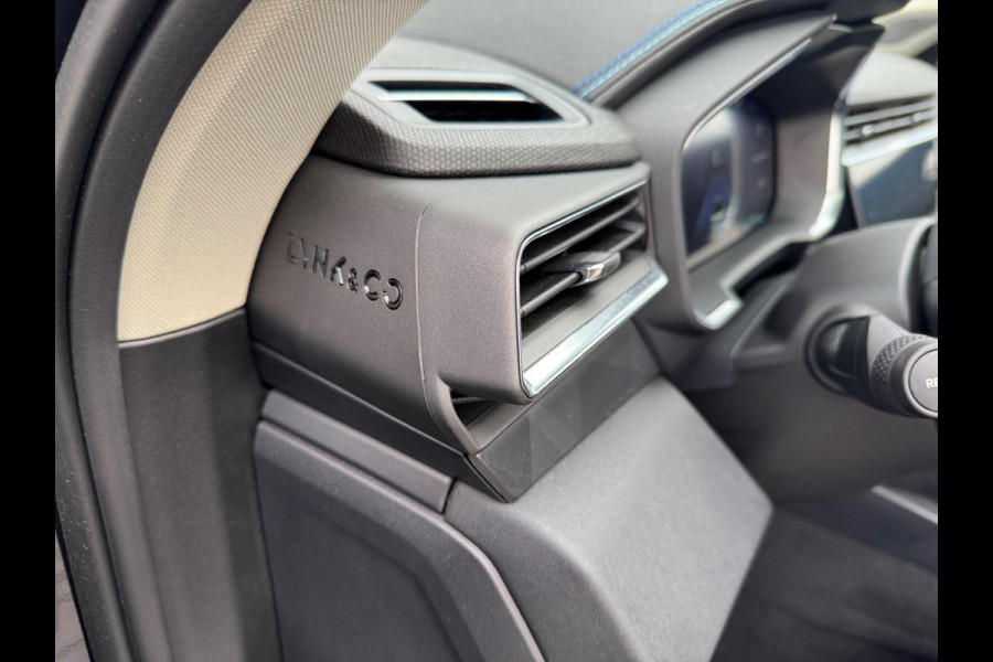 Lynk & Co 01 1.5 Bomvol Black Edition 261PK 360°Camera Lynk & Co 01 1.5 Bomvol Black Edition 261PK 360°Camera