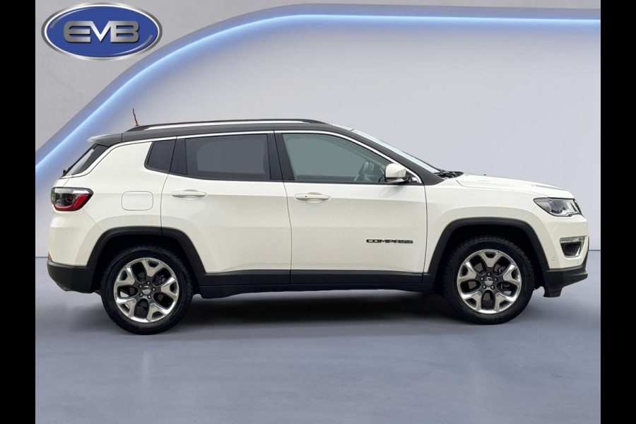 Jeep Compass 1.4 MultiAir Limited, parelmoer wit, achteruitrijcamera, trekhaak, leder, vele opties,NL auto met nap Jeep Compass 1.4 MultiAir Limited, parelmoer wit, achteruitrijcamera, trekhaak, leder, vele opties,NL auto met nap