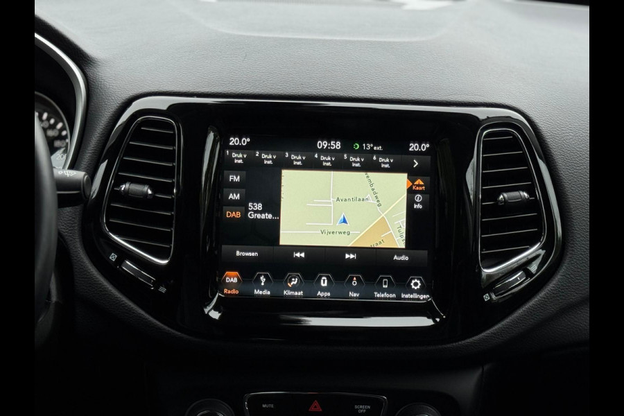 Jeep Compass 1.4 MultiAir Limited, parelmoer wit, achteruitrijcamera, trekhaak, leder, vele opties,NL auto met nap Jeep Compass 1.4 MultiAir Limited, parelmoer wit, achteruitrijcamera, trekhaak, leder, vele opties,NL auto met nap