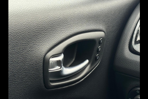 Jeep Compass 1.4 MultiAir Limited, parelmoer wit, achteruitrijcamera, trekhaak, leder, vele opties,NL auto met nap Jeep Compass 1.4 MultiAir Limited, parelmoer wit, achteruitrijcamera, trekhaak, leder, vele opties,NL auto met nap