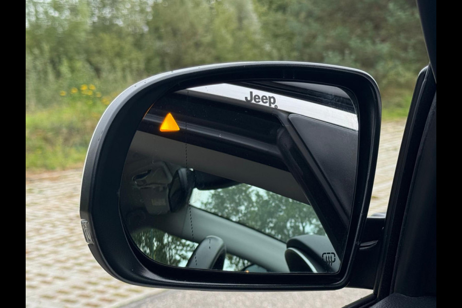 Jeep Compass 1.4 MultiAir Limited, parelmoer wit, achteruitrijcamera, trekhaak, leder, vele opties,NL auto met nap Jeep Compass 1.4 MultiAir Limited, parelmoer wit, achteruitrijcamera, trekhaak, leder, vele opties,NL auto met nap