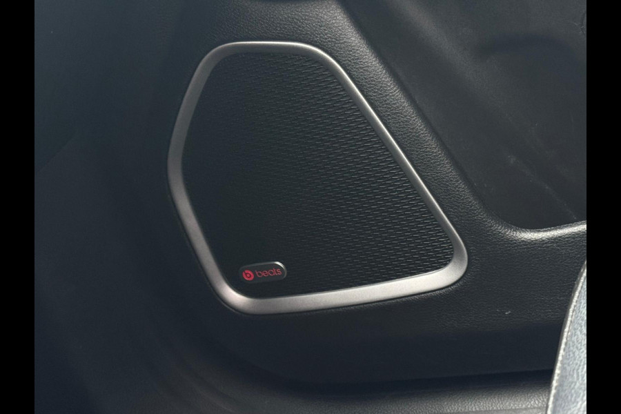 Jeep Compass 1.4 MultiAir Limited, parelmoer wit, achteruitrijcamera, trekhaak, leder, vele opties,NL auto met nap Jeep Compass 1.4 MultiAir Limited, parelmoer wit, achteruitrijcamera, trekhaak, leder, vele opties,NL auto met nap