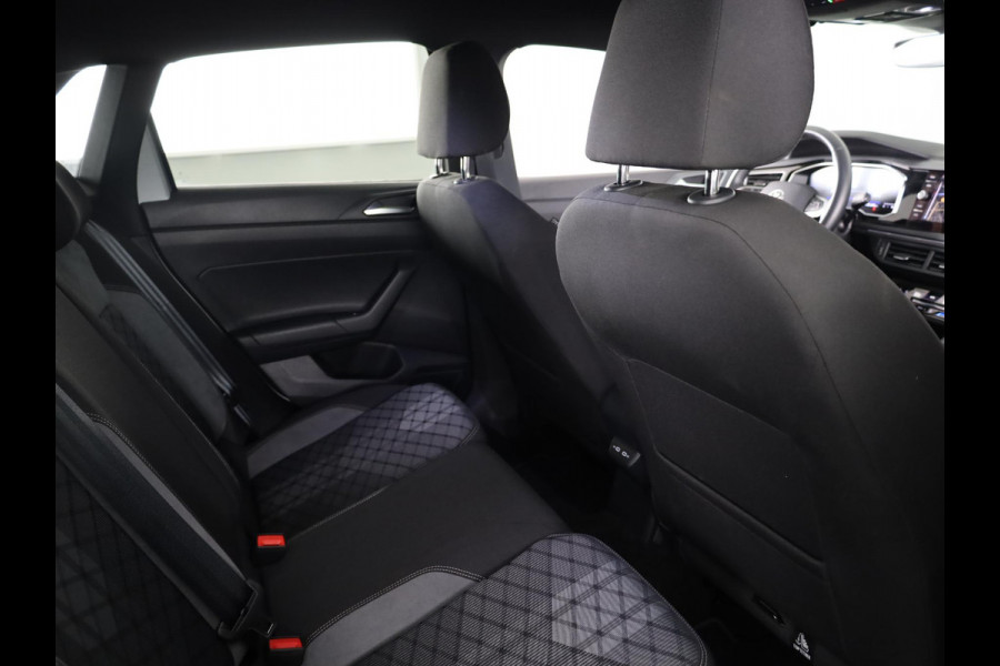 Volkswagen Polo 1.0 TSI R-Line | Verlengde Garantie | Keyless | Achteruitrijcamera | Carplay |