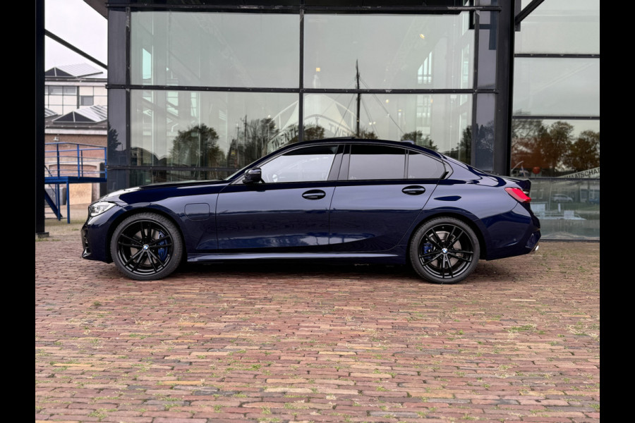 BMW 3-serie 330e M Sport HD/Adaptive/trekhaak/laser/Memory
