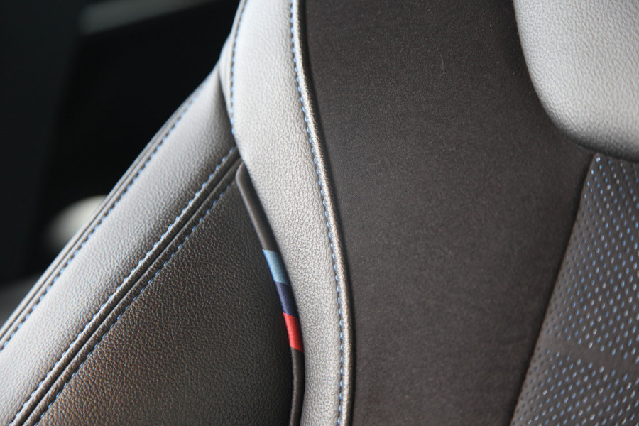 BMW 3-serie 330e M Sport HD/Adaptive/trekhaak/laser/Memory