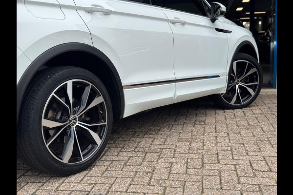 Volkswagen Tiguan 2.0 TSI 4Motion R-LINE 2021 AUT PANO NAP!