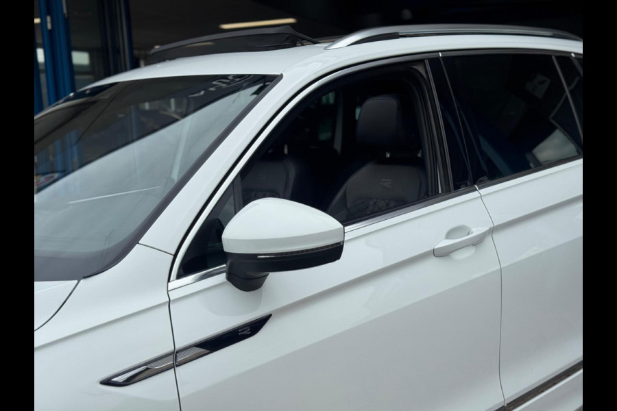 Volkswagen Tiguan 2.0 TSI 4Motion R-LINE 2021 AUT PANO NAP!