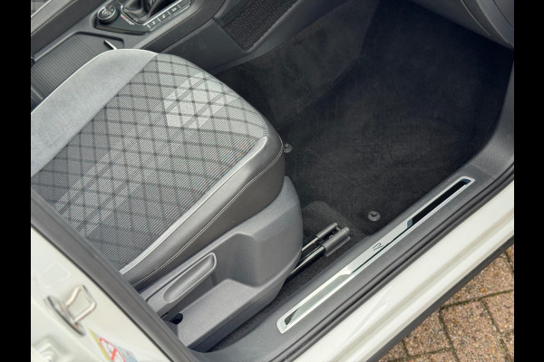 Volkswagen Tiguan 2.0 TSI 4Motion R-LINE 2021 AUT PANO NAP!