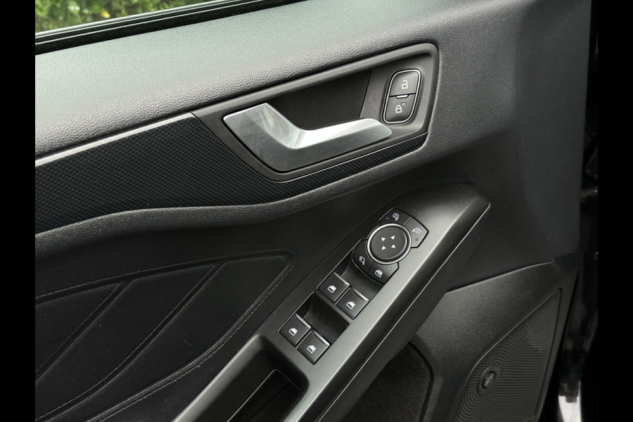 Ford Focus 1.5 EcoBoost ST Line Business Ford Focus 1.5 EcoBoost ST Line Business