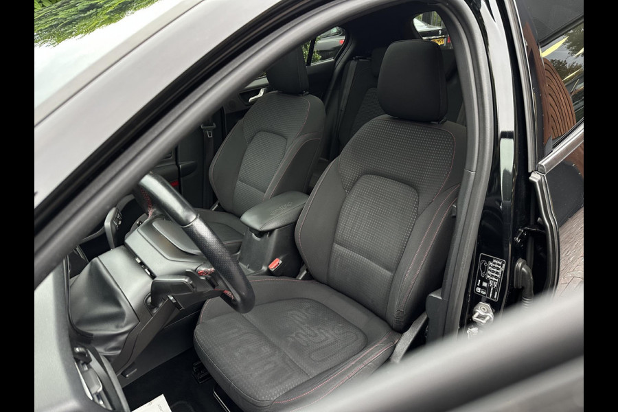 Ford Focus 1.5 EcoBoost ST Line Business Ford Focus 1.5 EcoBoost ST Line Business